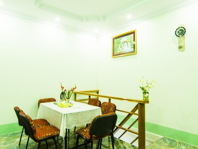 Royal Star Guest House Yangon Exterior photo